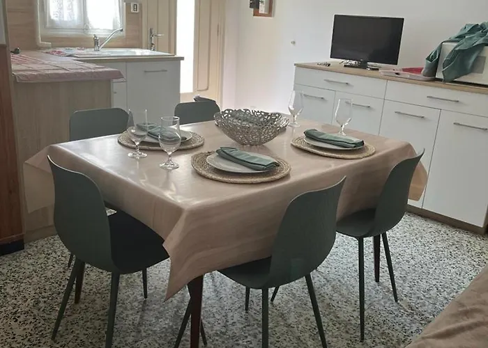Maison 2 A Saint-andre, Proche Plages Et Espagne, Terrasse Spacieuse, Menage Inclus - Fr-1-732-36 * Saint-Andre (Aude)
